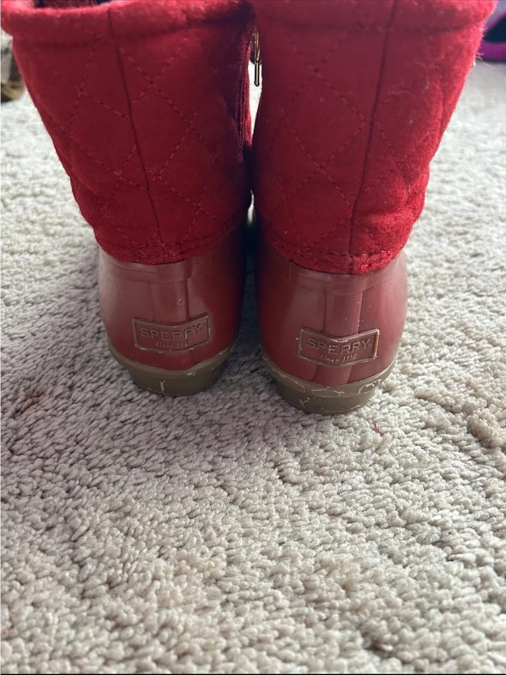 Sperry Women's Saltwater Quilted Nylon Duck Boots in red